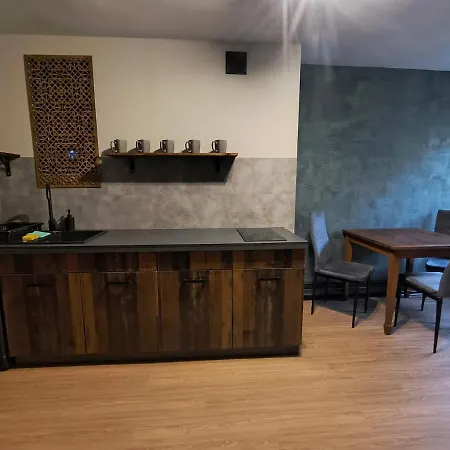 Wroclawska 7 Apartment